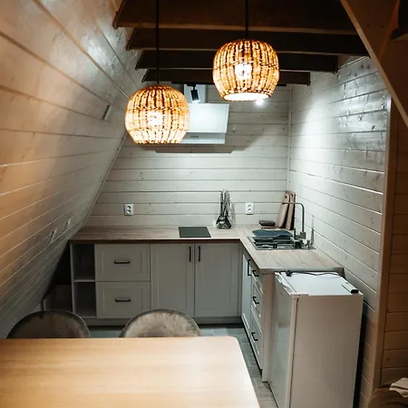 в тиші келечина *