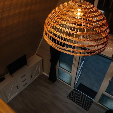 в тиші келечина *