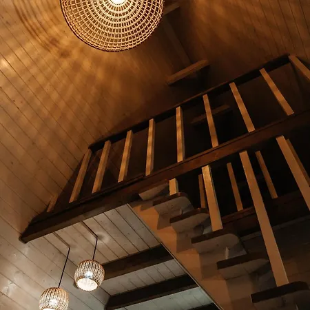 в тиші келечина *